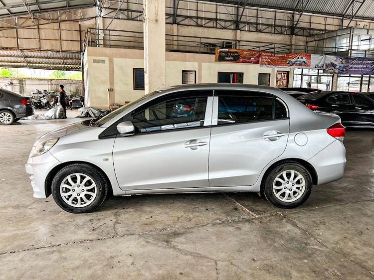 Honda Brio 2013 1.2 Amaze V Sedan เบนซิน ไม่ติดแก๊ส เกียร์อัตโนมัติ บรอนซ์เงิน รูปที่ 4
