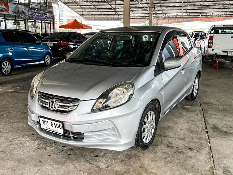 รถ Honda Brio 1.2 Amaze V สี บรอนซ์เงิน