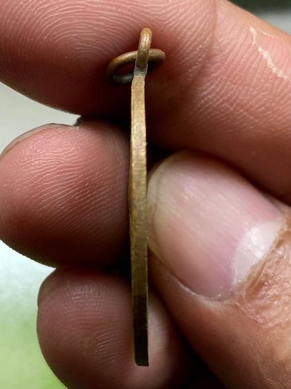 เหรียญพระพุทธชินราชหลังหนังสือ 3 แถว รูปที่ 3