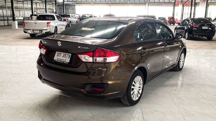 Suzuki Ciaz 2018 1.2 GL Sedan เบนซิน ไม่ติดแก๊ส เกียร์อัตโนมัติ น้ำตาล รูปที่ 4