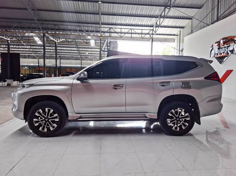 Mitsubishi Pajero Sport 2022 2.4 GT Plus Utility-car ดีเซล ไม่ติดแก๊ส เกียร์อัตโนมัติ บรอนซ์เงิน รูปที่ 4