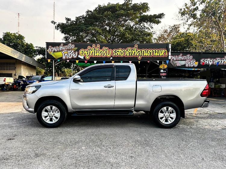 Toyota Hilux Revo 2016 2.4 E Prerunner Pickup ดีเซล ไม่ติดแก๊ส เกียร์ธรรมดา บรอนซ์เงิน รูปที่ 3