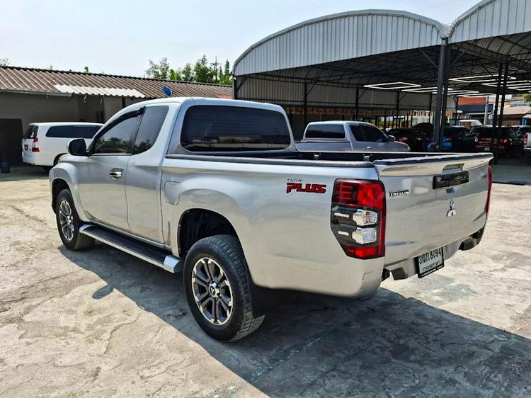 Mitsubishi Triton 2019 All New Mega Cab 2.4 GLX Plus Pickup ดีเซล ไม่ติดแก๊ส เกียร์ธรรมดา บรอนซ์เงิน รูปที่ 4