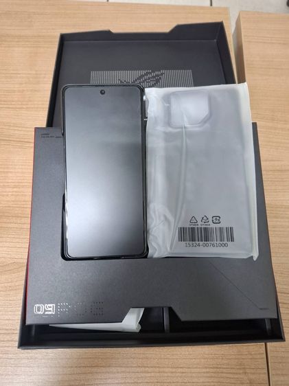Asus ROG Phone 9 Pro Edition 1TB RAM 24 GB
