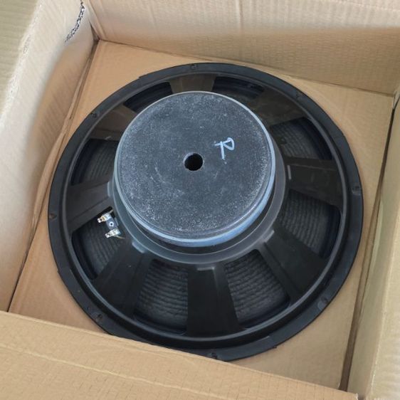 ดอกลำโพงขนาด 15 นิ้ว (ชำรุดแล้ว) รูปที่ 2