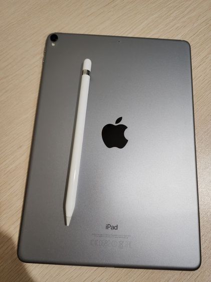 ไอแพด pro 10.5-inch สีดำ 64 gb มีapple pencil