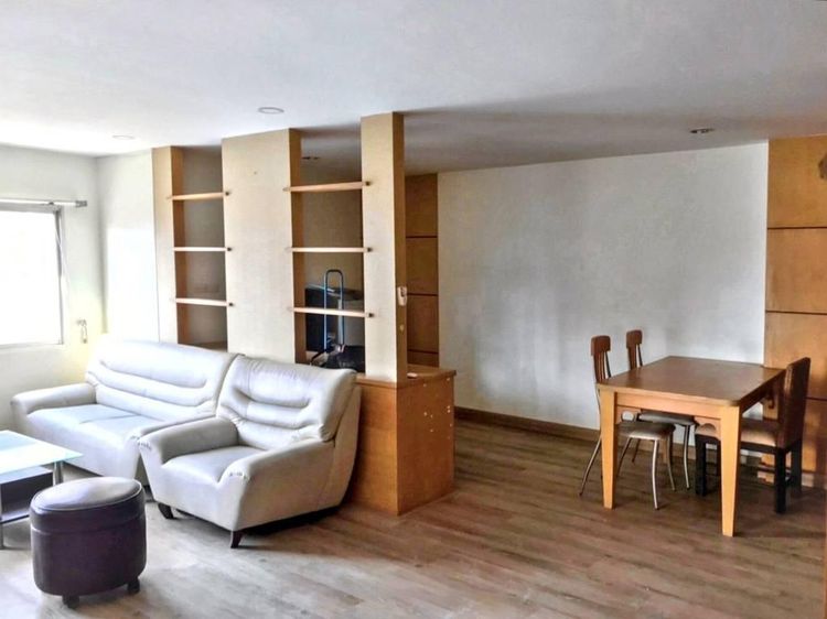 ตกแต่งครบ อื่นๆ 70 ตร.ม. 2 ห้องนอน 2 ห้องน้ำ คอนโดสำหรับ ขายใน คลองเตยเหนือ