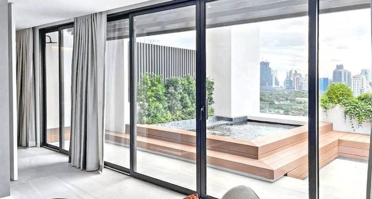 ตกแต่งครบ อื่นๆ 300 ตร.ม. 2 ห้องนอน 3 ห้องน้ำ คอนโดสำหรับ ขายใน คลองเตย รูปที่ 2