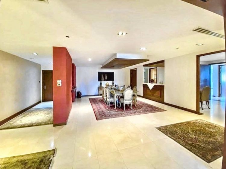 ตกแต่งครบ อื่นๆ 315 ตร.ม. 3 ห้องนอน 3 ห้องน้ำ คอนโดสำหรับ ขาย & เช่าใน คลองตันเหนือ รูปที่ 3