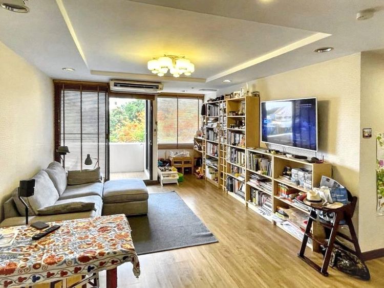 114 ตร.ม. 3 ห้องนอน 2 ห้องน้ำ คอนโดสำหรับ ขายใน ช่องนนทรี