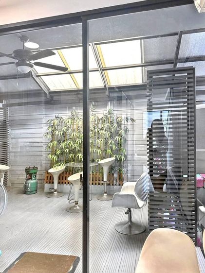 สำนักงานสำหรับ ขาย &amp; เช่าใน นวมินทร์ รูปที่ 3