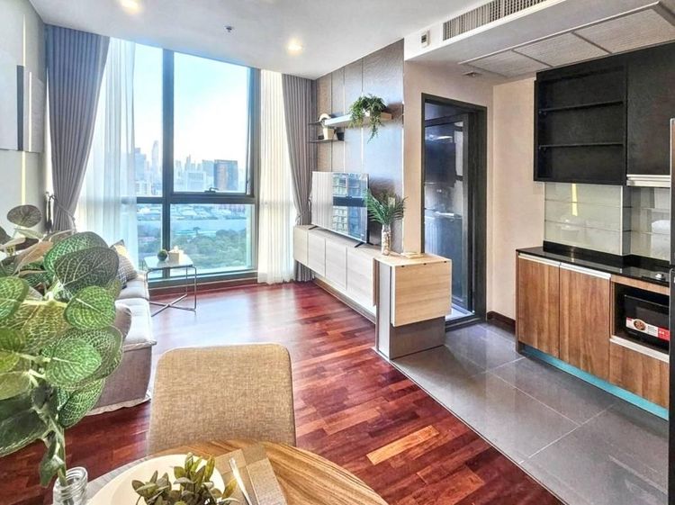 ตกแต่งครบ อื่นๆ 35 ตร.ม. 1 ห้องนอน 1 ห้องน้ำ คอนโดสำหรับ ขายใน ถนนเพชรบุรี