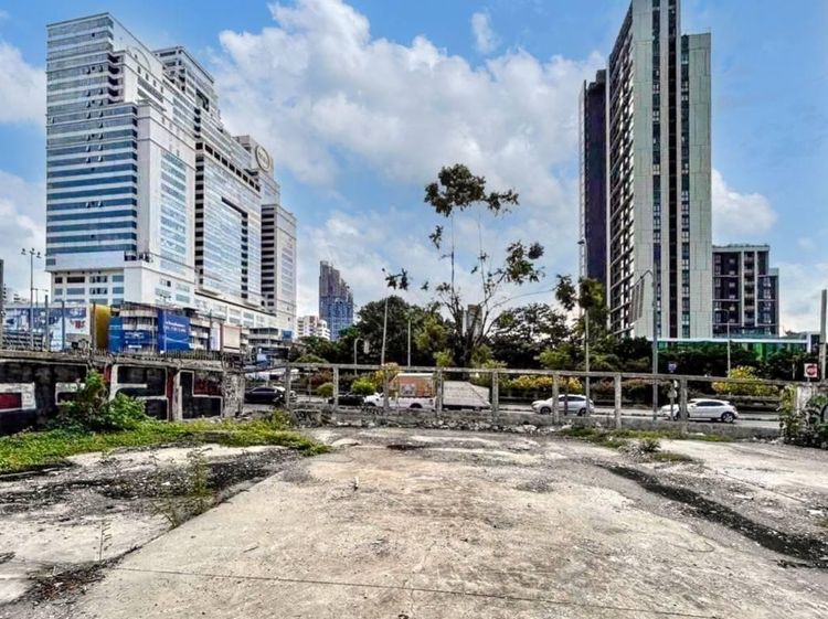 1,056 ตร.ม.ที่ดินสำหรับ ขาย &amp; เช่าใน ยานนาวา