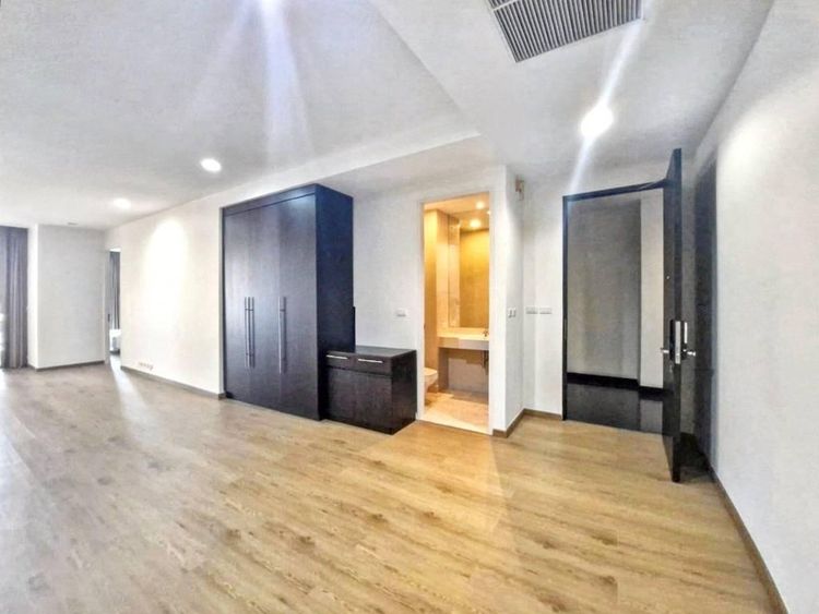 ตกแต่งครบ อื่นๆ 138 ตร.ม. 2 ห้องนอน 2 ห้องน้ำ คอนโดสำหรับ ขายใน วัดพระยาไกร รูปที่ 4