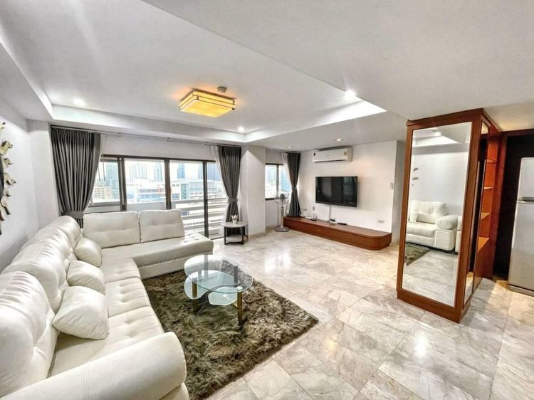 ตกแต่งครบ อื่นๆ 150 ตร.ม. 3 ห้องนอน 2 ห้องน้ำ คอนโดสำหรับ ขายใน คลองเตยเหนือ