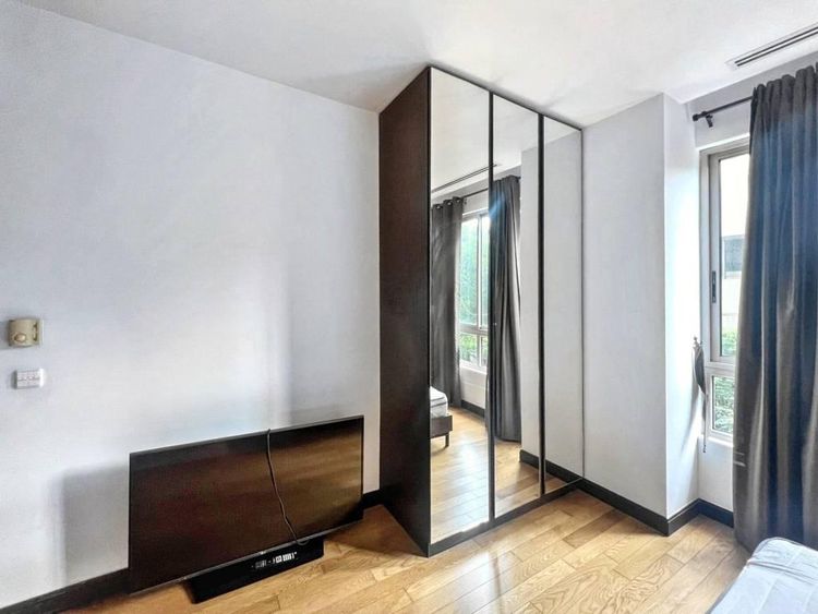 ตกแต่งครบ Raimon Land 180 ตร.ม. 3 ห้องนอน 3 ห้องน้ำ คอนโดสำหรับ ขายใน ช่องนนทรี รูปที่ 2