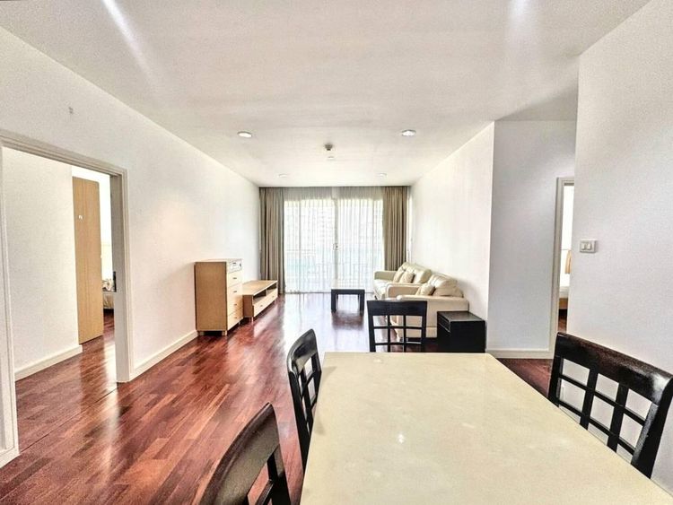 ตกแต่งครบ 2010 อื่นๆ 108 ตร.ม. 2 ห้องนอน 2 ห้องน้ำ คอนโดสำหรับ ขายใน คลองเตย รูปที่ 2