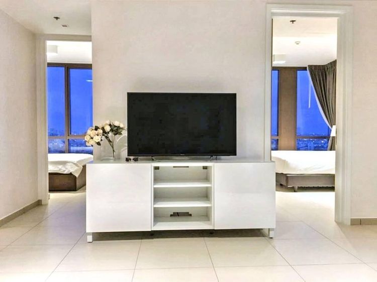 ตกแต่งครบ Raimon Land 74 ตร.ม. 2 ห้องนอน 3 ห้องน้ำ คอนโดสำหรับ ขายใน พระโขนงเหนือ รูปที่ 3