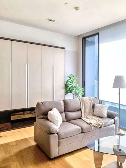 ตกแต่งครบ อื่นๆ 57 ตร.ม. 1 ห้องนอน 1 ห้องน้ำ คอนโดสำหรับ ขายใน สีลม รูปที่ 2