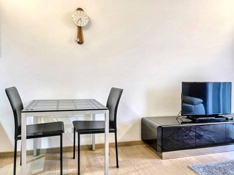 ตกแต่งครบ Sansiri 45 ตร.ม. 1 ห้องนอน 1 ห้องน้ำ คอนโดสำหรับ ขาย &amp; เช่าใน คลองเตยเหนือ