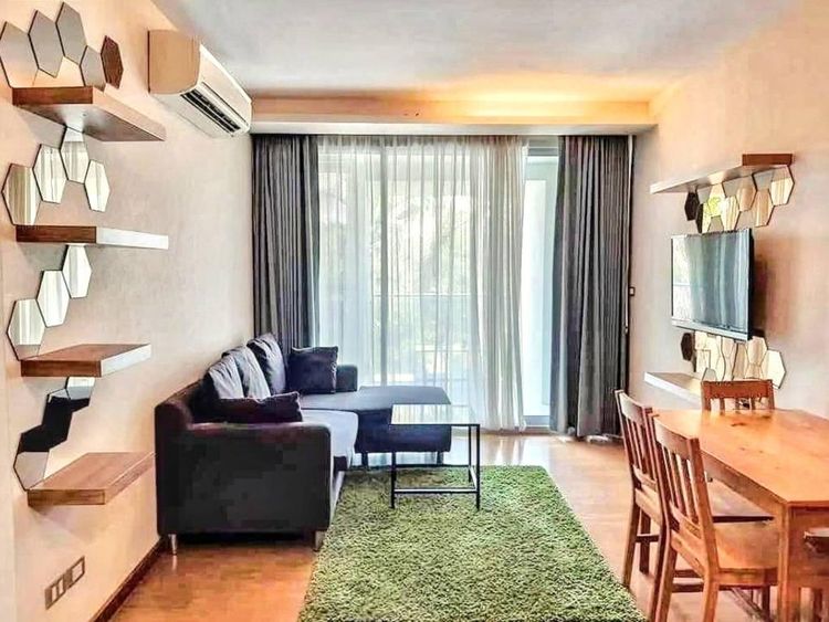 ตกแต่งครบ Sansiri 71 ตร.ม. 2 ห้องนอน 2 ห้องน้ำ คอนโดสำหรับ ขายใน คลองตันเหนือ