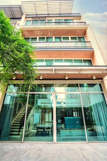 ตกแต่งครบ อื่นๆ 400 ตร.ม. 3 ห้องนอน 4 ห้องน้ำ ทาวน์เฮาส์สำหรับ ขายใน คลองตันเหนือ รูปที่ 3