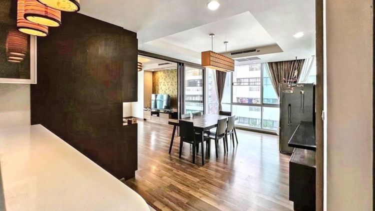 ตกแต่งครบ อื่นๆ 110 ตร.ม. 2 ห้องนอน 2 ห้องน้ำ คอนโดสำหรับ ขายใน ลุมพินี รูปที่ 3