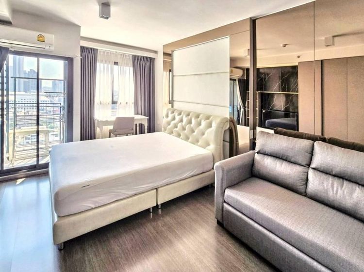 ตกแต่งครบ Ananda Development 26 ตร.ม. สตูดิโอ 1 ห้องน้ำ คอนโดสำหรับ ขายใน บางจาก