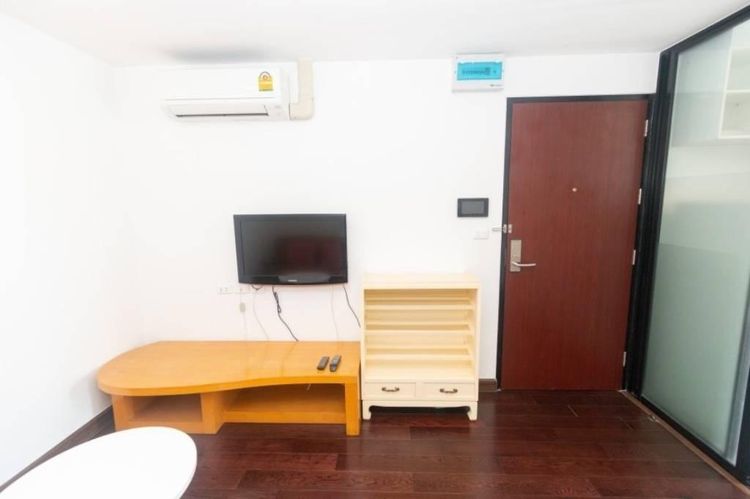 ตกแต่งครบ CMC Group 58 ตร.ม. 2 ห้องนอน 1 ห้องน้ำ คอนโดสำหรับ ขายใน คลองต้นไทร รูปที่ 2