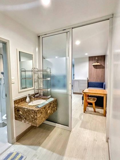 ตกแต่งครบ อื่นๆ 43 ตร.ม. 1 ห้องนอน 1 ห้องน้ำ คอนโดสำหรับ ขายใน ลุมพินี รูปที่ 4