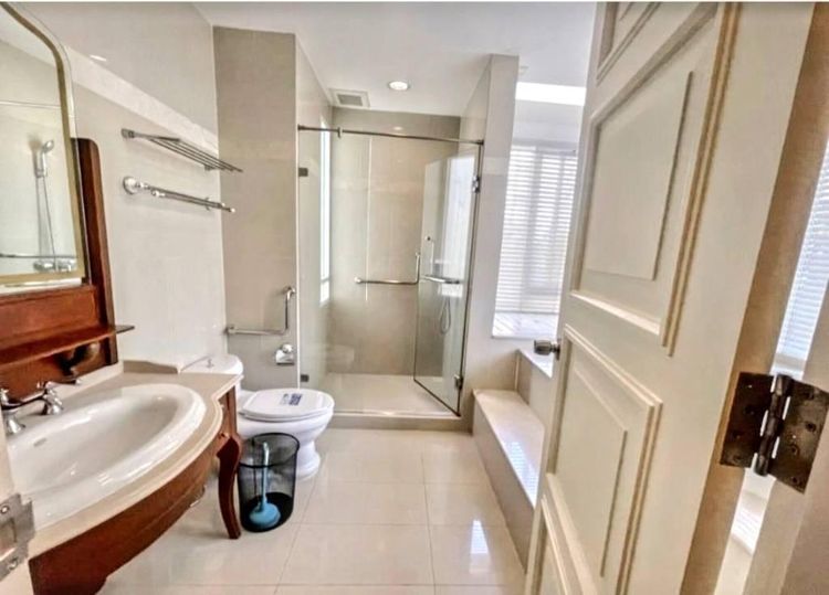 ตกแต่งครบ Land and Houses 115 ตร.ม. 2 ห้องนอน 2 ห้องน้ำ คอนโดสำหรับ ขาย &amp; เช่าใน คลองตันเหนือ รูปที่ 4