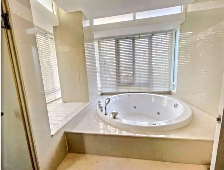 ตกแต่งครบ Land and Houses 115 ตร.ม. 2 ห้องนอน 2 ห้องน้ำ คอนโดสำหรับ ขาย &amp; เช่าใน คลองตันเหนือ รูปที่ 3