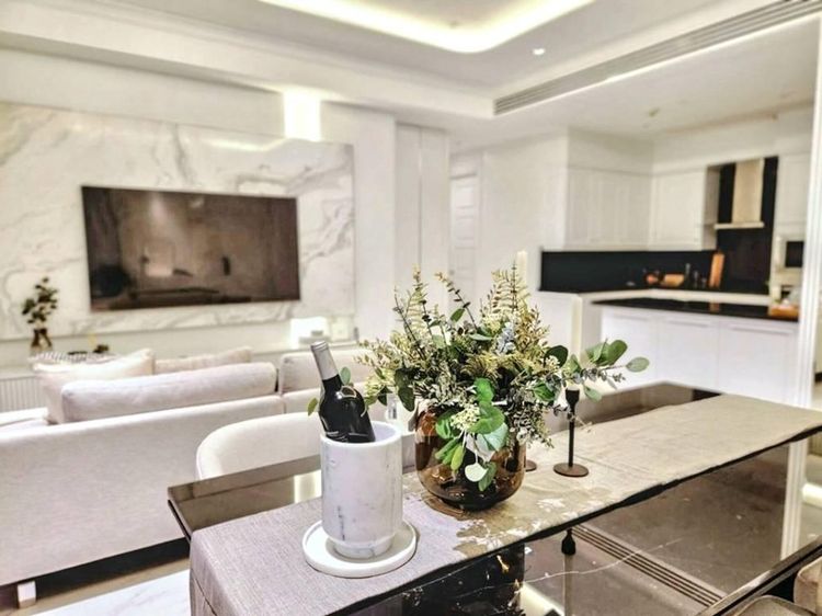 ตกแต่งครบ Major Development 143 ตร.ม. 3 ห้องนอน 3 ห้องน้ำ คอนโดสำหรับ ขายใน คลองตันเหนือ รูปที่ 4