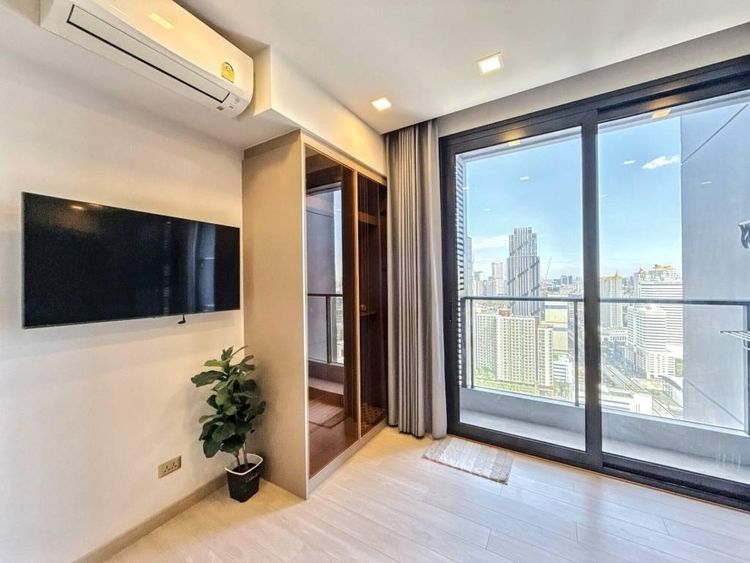 ตกแต่งครบ อื่นๆ 28 ตร.ม. 1 ห้องนอน 1 ห้องน้ำ คอนโดสำหรับ ขายใน ห้วยขวาง รูปที่ 2