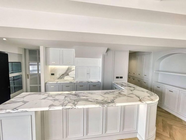 ตกแต่งครบ อื่นๆ 260 ตร.ม. 3 ห้องนอน 3 ห้องน้ำ คอนโดสำหรับ ขายใน คลองตันเหนือ รูปที่ 3