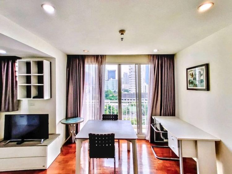 ตกแต่งครบ Sansiri 58 ตร.ม. 1 ห้องนอน 1 ห้องน้ำ คอนโดสำหรับ ขายใน คลองตันเหนือ