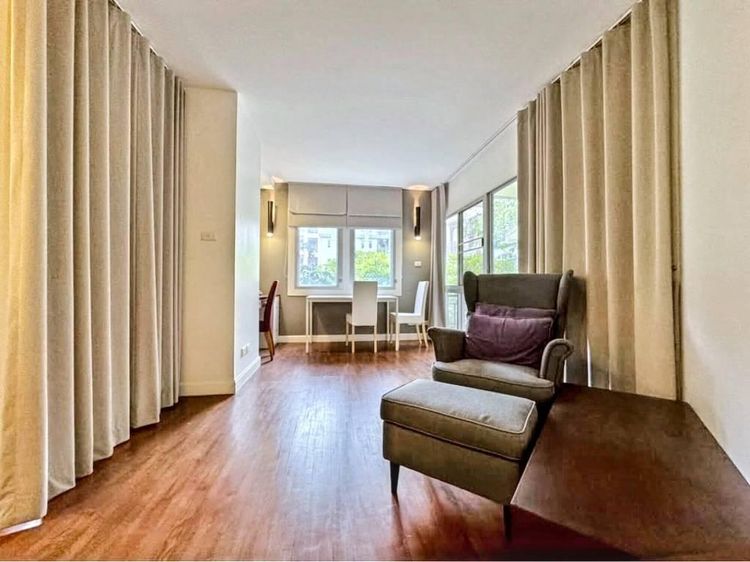 ตกแต่งครบ อื่นๆ 72 ตร.ม. 2 ห้องนอน 1 ห้องน้ำ คอนโดสำหรับ ขายใน ดุสิต