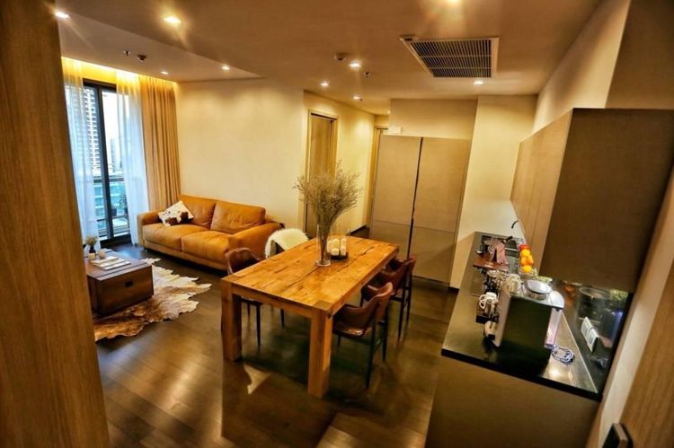 ตกแต่งครบ Sansiri 82 ตร.ม. 2 ห้องนอน 2 ห้องน้ำ คอนโดสำหรับ ขายใน คลองตันเหนือ