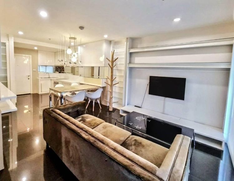 ตกแต่งครบ อื่นๆ 68 ตร.ม. 2 ห้องนอน 1 ห้องน้ำ คอนโดสำหรับ ขายใน คลองเตยเหนือ รูปที่ 2