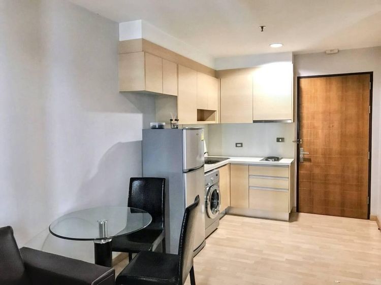 ตกแต่งครบ อื่นๆ 38 ตร.ม. 1 ห้องนอน 1 ห้องน้ำ คอนโดสำหรับ ขายใน คลองเตยเหนือ รูปที่ 2