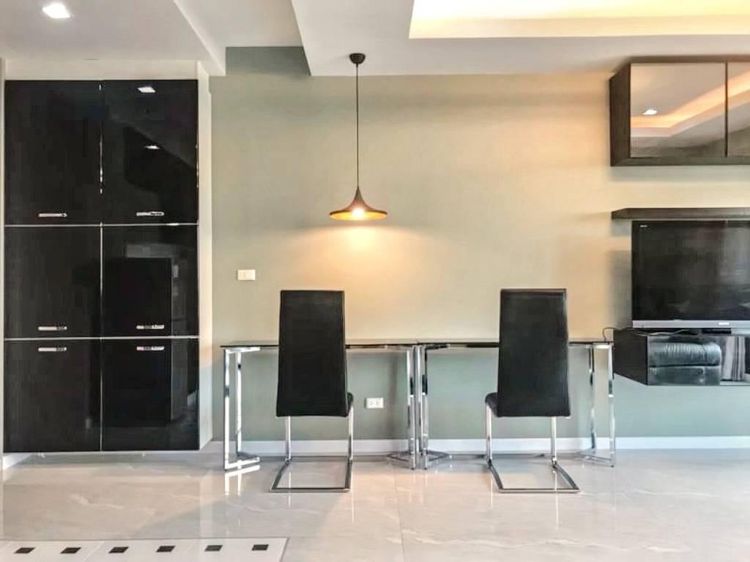 ตกแต่งครบ Noble Development 70 ตร.ม. 1 ห้องนอน 1 ห้องน้ำ คอนโดสำหรับ ขายใน พระโขนงเหนือ รูปที่ 2