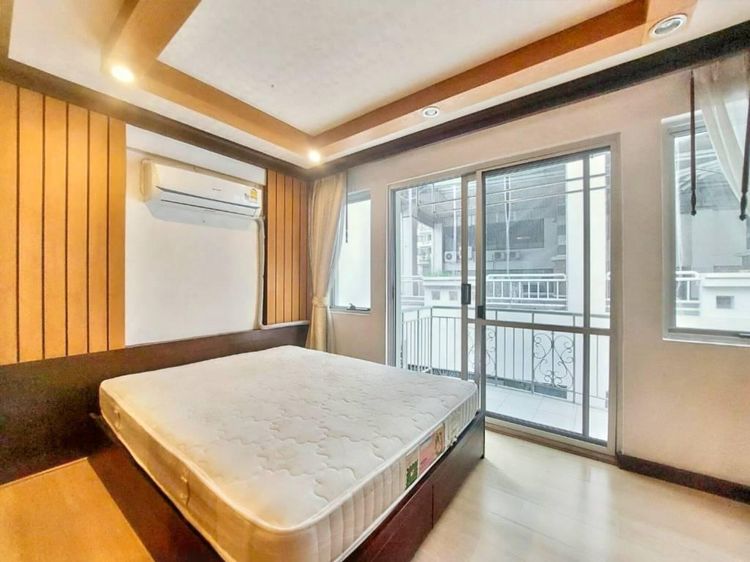 32 ตร.ม. 1 ห้องนอน 1 ห้องน้ำ คอนโดสำหรับ ขายใน คลองเตยเหนือ