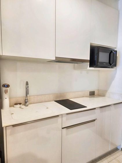 ตกแต่งครบ Ananda Development 50 ตร.ม. 1 ห้องนอน 1 ห้องน้ำ คอนโดสำหรับ ขายใน สีลม รูปที่ 4