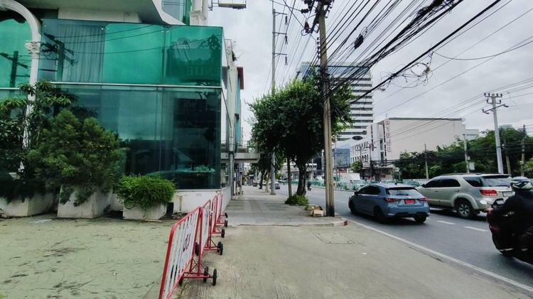 2,540 ตร.ม. อาคารสำหรับ ขาย &amp; เช่าใน บางกะปิ