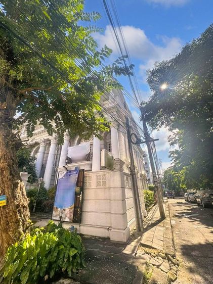 อื่นๆ 260 ตร.ม. 4 ห้องนอน 4 ห้องน้ำ ทาวน์เฮาส์สำหรับ ขายใน ดินแดง รูปที่ 2