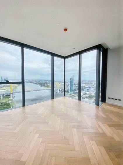 อื่นๆ 170 ตร.ม. 3 ห้องนอน 3 ห้องน้ำ คอนโดสำหรับ ขายใน บางโคล่