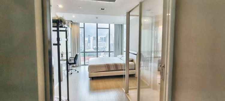 ตกแต่งครบ Land and Houses 103 ตร.ม. 1 ห้องนอน 2 ห้องน้ำ คอนโดสำหรับ ขายใน คลองตันเหนือ รูปที่ 3