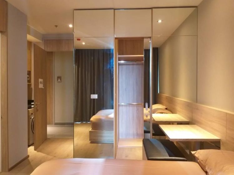 ตกแต่งครบ อื่นๆ 26 ตร.ม. สตูดิโอ 1 ห้องน้ำ คอนโดสำหรับ ขายใน คลองตัน