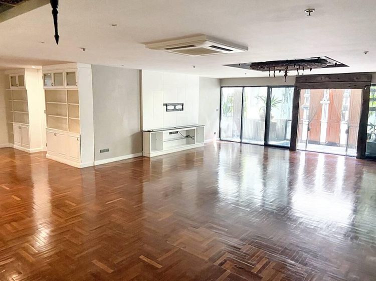 ตกแต่งครบ อื่นๆ 277 ตร.ม. 4 ห้องนอน 4 ห้องน้ำ คอนโดสำหรับ ขายใน ทุ่งมหาเมฆ รูปที่ 3