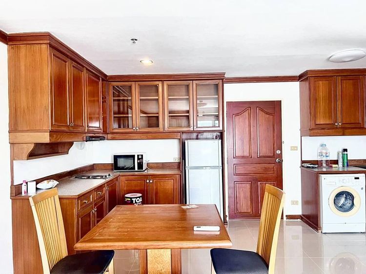 ตกแต่งครบ อื่นๆ 52 ตร.ม. 1 ห้องนอน 1 ห้องน้ำ คอนโดสำหรับ ขายใน สีลม รูปที่ 4